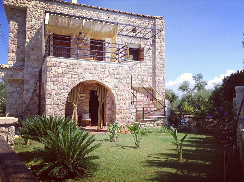 Niko'S Stone Guest House Plítra Buitenkant foto